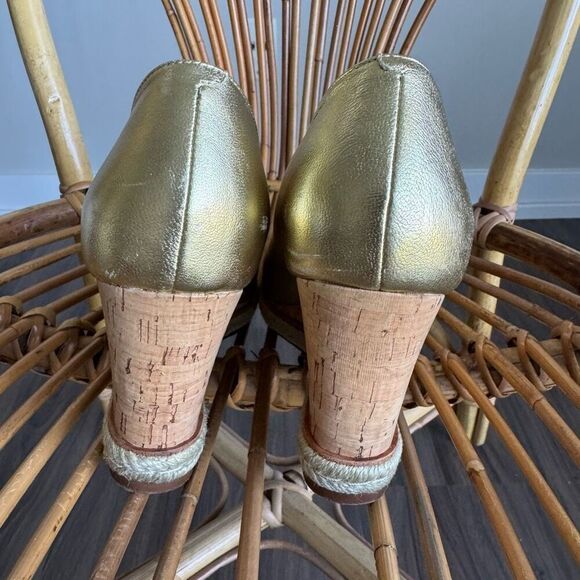 Cole Haan Gold Metallic Peep Toe Wedges With Cork Wedge Heel - Picture 3 of 8
